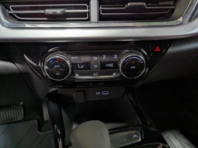 used 2025 Chevrolet Trax car, priced at $24,498