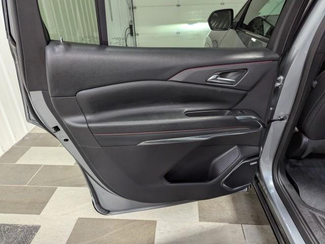 used 2024 Chevrolet Traverse car, priced at $51,998