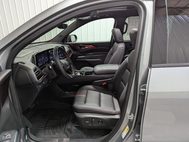 used 2024 Chevrolet Traverse car, priced at $51,998