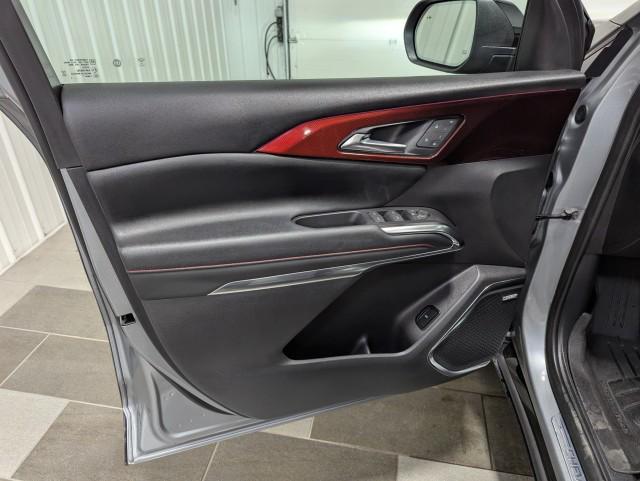 used 2024 Chevrolet Traverse car, priced at $51,998