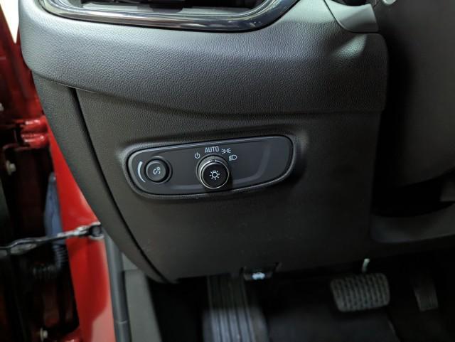 used 2022 Chevrolet Equinox car, priced at $26,498