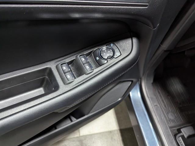used 2024 Ford Edge car, priced at $27,998