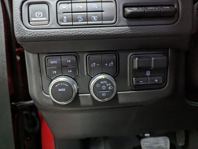 used 2024 GMC Yukon car, priced at $72,998