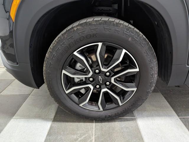 used 2024 Chevrolet TrailBlazer car, priced at $25,498