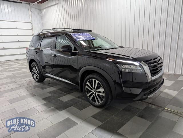 used 2025 Nissan Pathfinder car, priced at $42,998