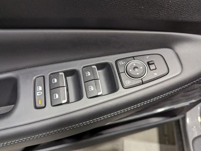 used 2022 Hyundai Santa Fe car, priced at $27,498