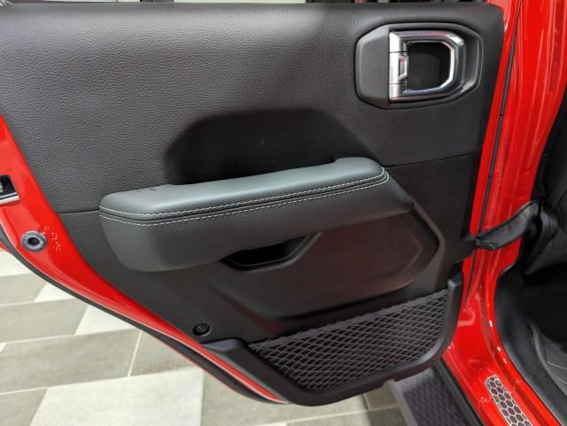 used 2022 Jeep Wrangler Unlimited car, priced at $38,998