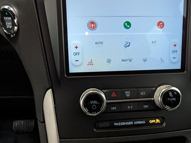 used 2024 Ford Edge car, priced at $26,998
