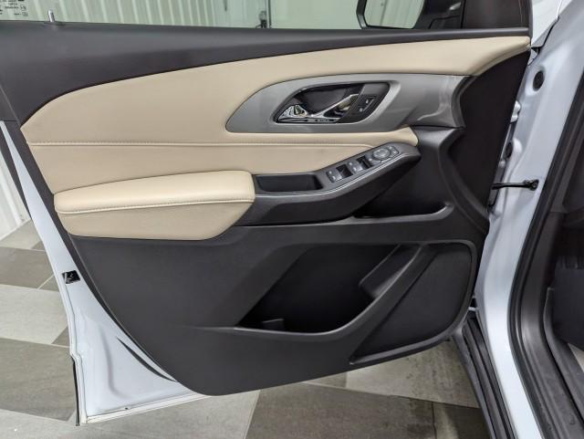 used 2023 Chevrolet Traverse car, priced at $27,998