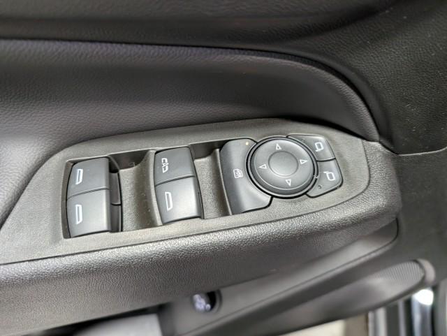 used 2024 Chevrolet Equinox car, priced at $22,998