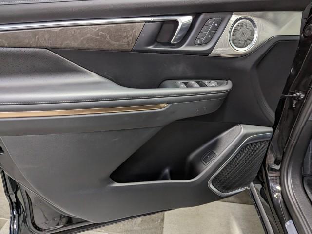 used 2025 Buick Enclave car, priced at $52,998