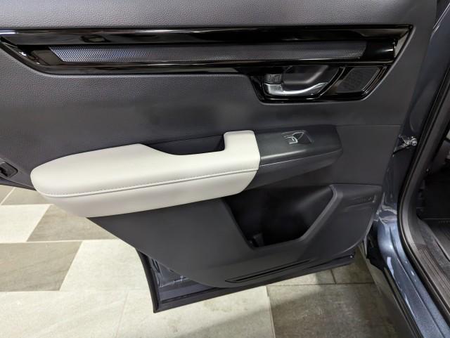 used 2025 Honda CR-V car, priced at $36,498