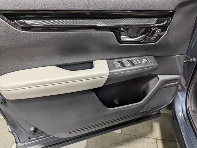 used 2025 Honda CR-V car, priced at $36,498