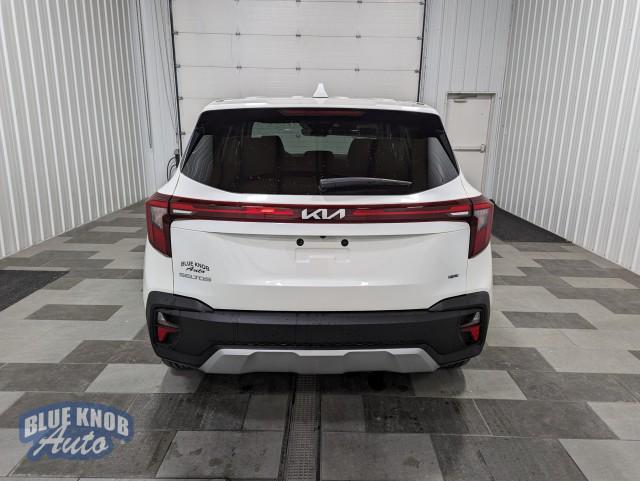 used 2025 Kia Seltos car, priced at $24,998