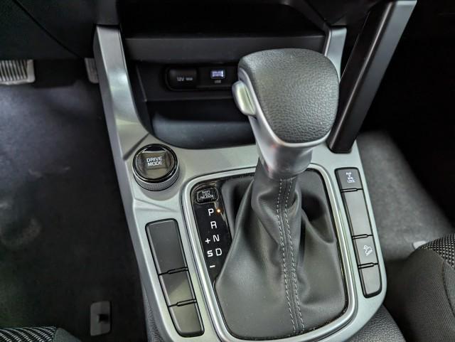 used 2025 Kia Seltos car, priced at $24,998