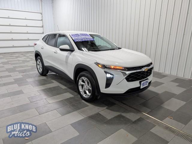 used 2024 Chevrolet Trax car, priced at $21,498