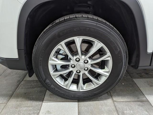 used 2022 Jeep Cherokee car, priced at $24,998