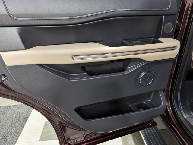 used 2024 Ford Expedition car, priced at $65,998