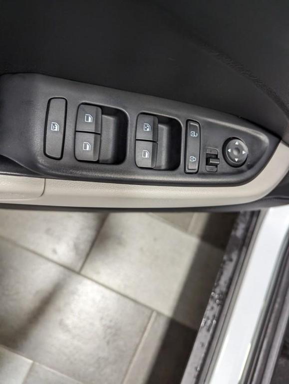 used 2023 Hyundai Venue car, priced at $16,998