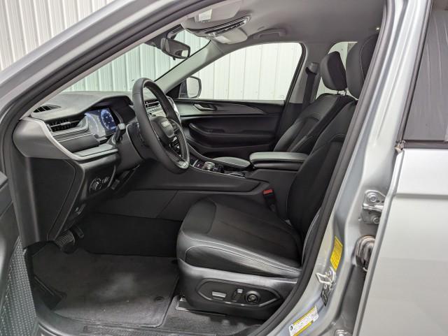 used 2023 Jeep Grand Cherokee L car, priced at $30,998
