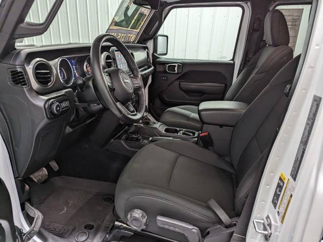 used 2022 Jeep Wrangler Unlimited car, priced at $32,998