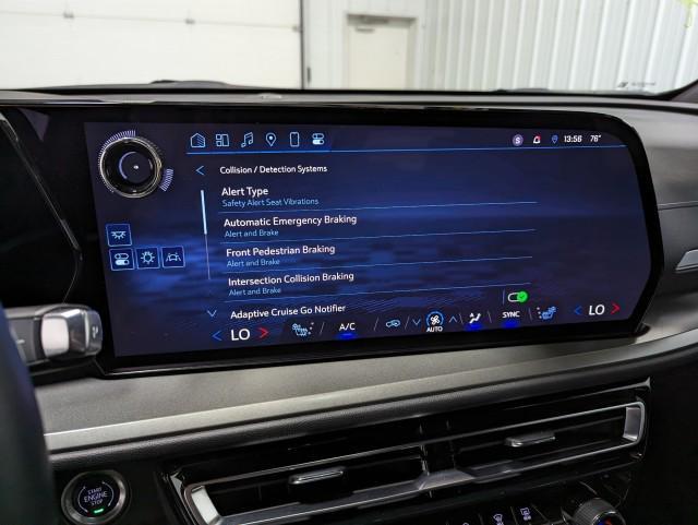 used 2024 Chevrolet Traverse car, priced at $39,498