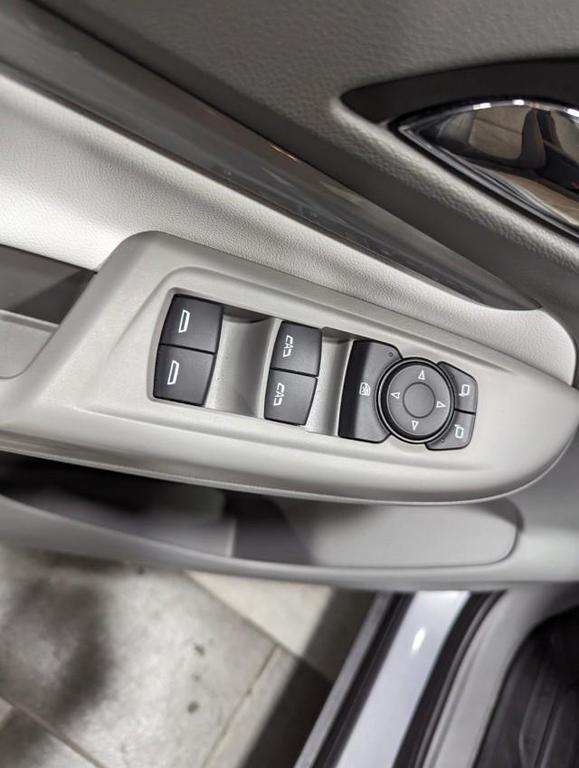 used 2023 Chevrolet Bolt EUV car, priced at $20,998
