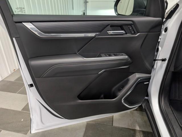 used 2025 GMC Acadia car, priced at $33,998