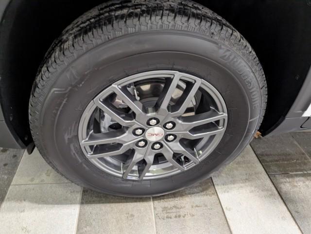 used 2025 GMC Acadia car, priced at $33,998