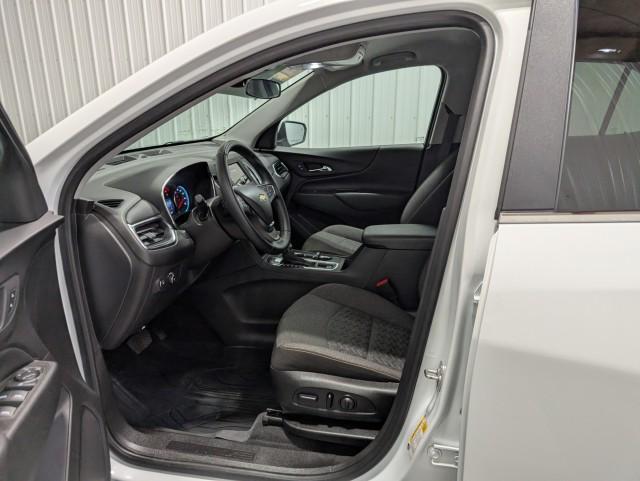 used 2024 Chevrolet Equinox car, priced at $22,998