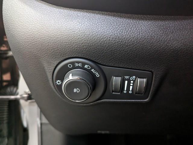 used 2022 Jeep Compass car, priced at $24,998