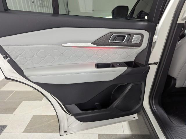 used 2025 Ford Explorer car, priced at $53,998