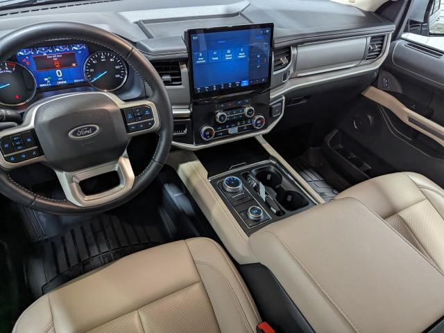 used 2024 Ford Expedition car, priced at $52,998