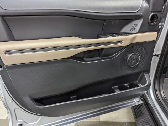 used 2024 Ford Expedition car, priced at $52,998