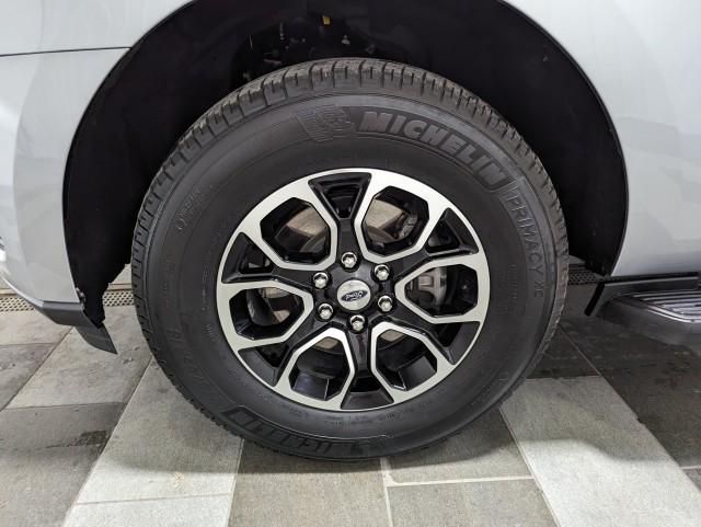 used 2024 Ford Expedition car, priced at $52,998