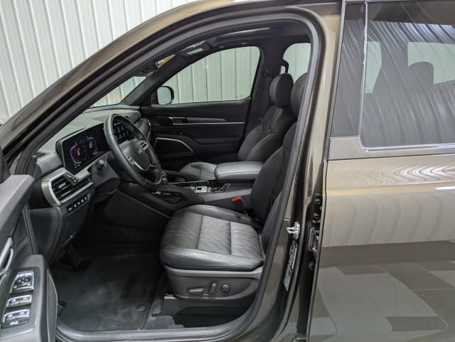 used 2024 Kia Telluride car, priced at $42,498