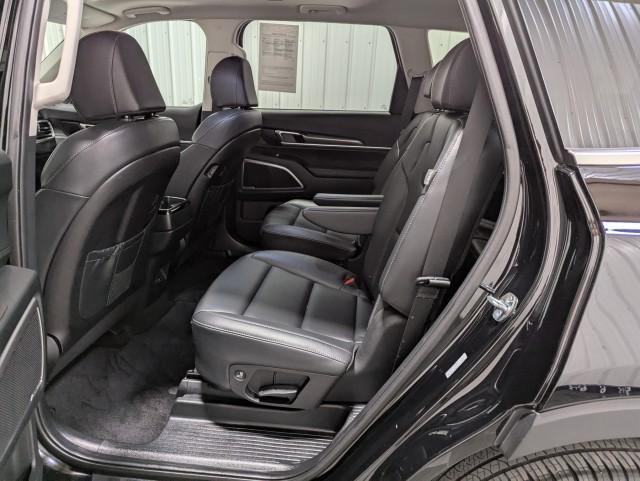 used 2025 Kia Telluride car, priced at $37,998
