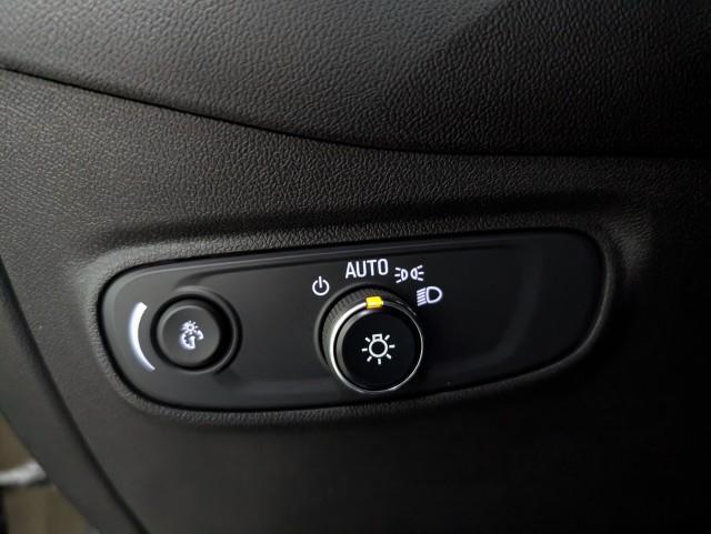 used 2024 Chevrolet Equinox car, priced at $22,998