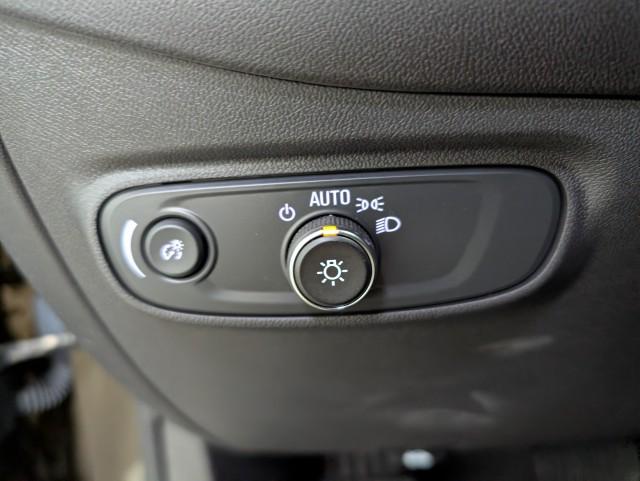 used 2024 Chevrolet Equinox car, priced at $22,998