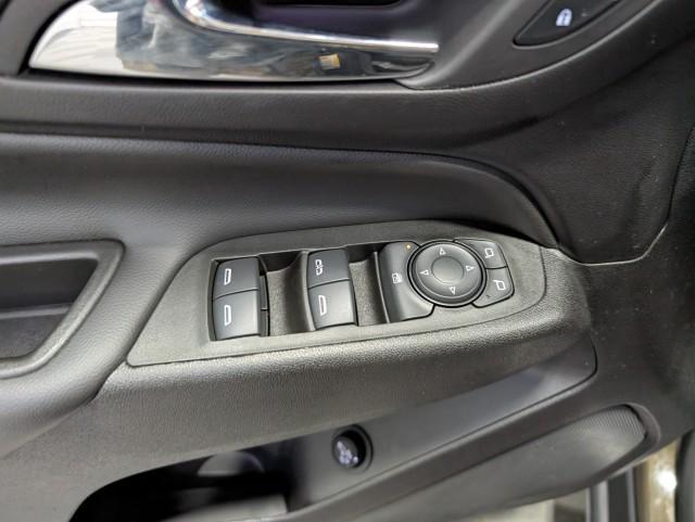 used 2024 Chevrolet Equinox car, priced at $22,998