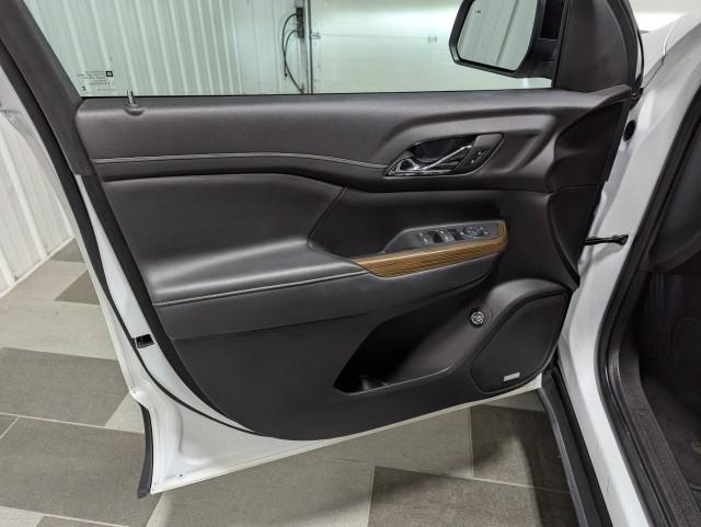 used 2023 GMC Acadia car, priced at $30,998