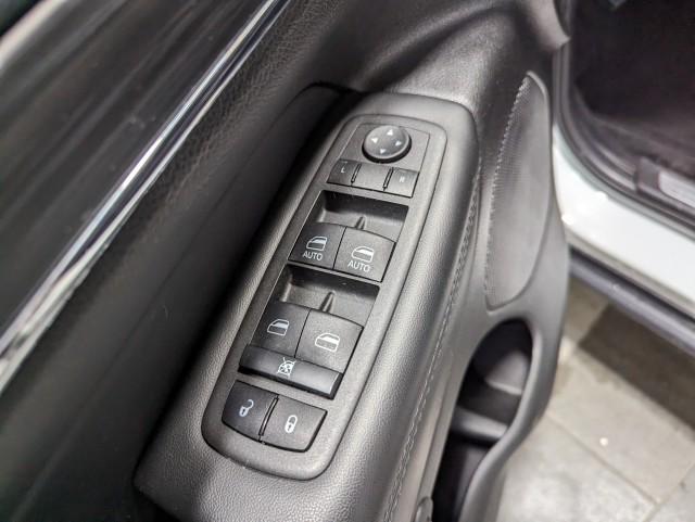 used 2022 Jeep Grand Cherokee car, priced at $29,998