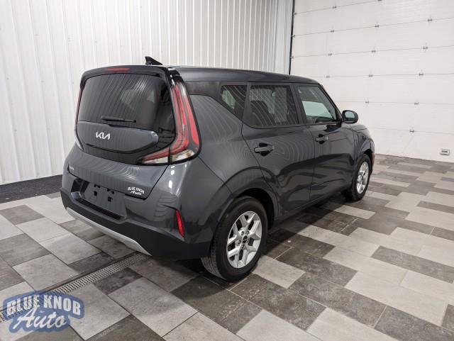 used 2024 Kia Soul car, priced at $17,998