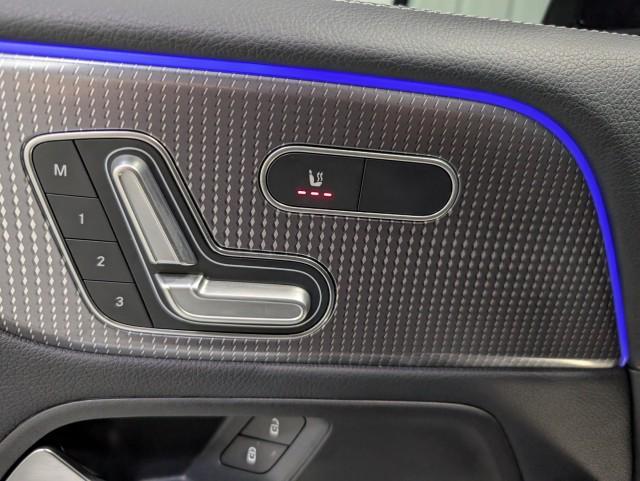 used 2022 Mercedes-Benz GLB 250 car, priced at $27,998