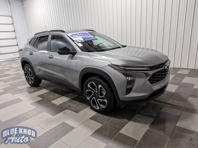 used 2025 Chevrolet Trax car, priced at $25,498