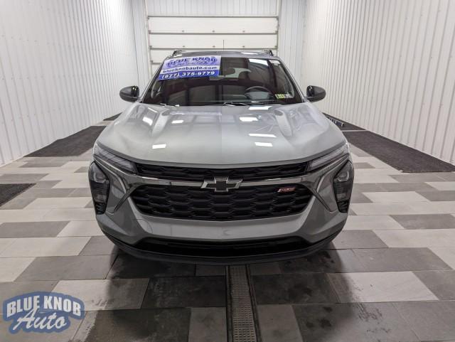 used 2025 Chevrolet Trax car, priced at $25,498