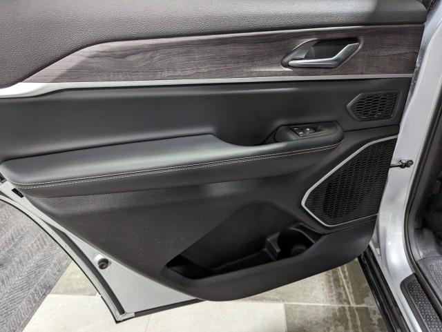 used 2022 Jeep Grand Cherokee L car, priced at $32,498