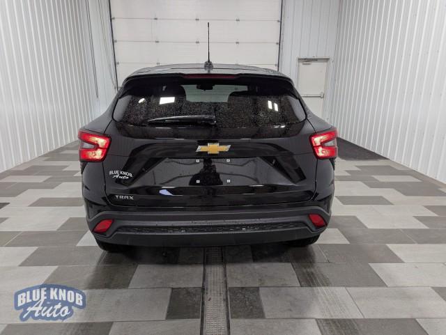 used 2025 Chevrolet Trax car, priced at $22,498