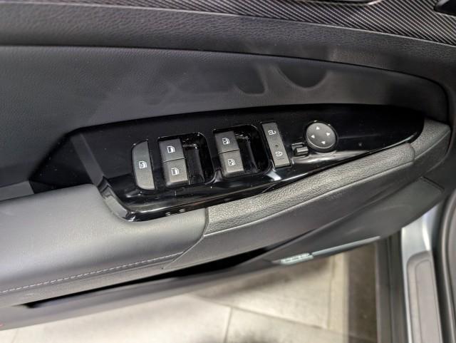 used 2024 Kia Sportage Hybrid car, priced at $32,998