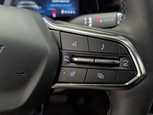 used 2025 Chevrolet Equinox car, priced at $26,998